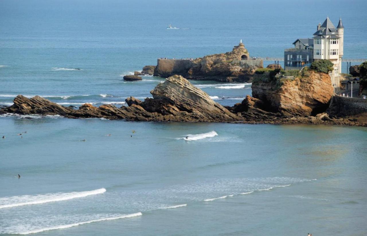 Coup De Coeur Assure Pour Ce T2 Renove Hyper Centre Apartment Biarritz Exterior photo